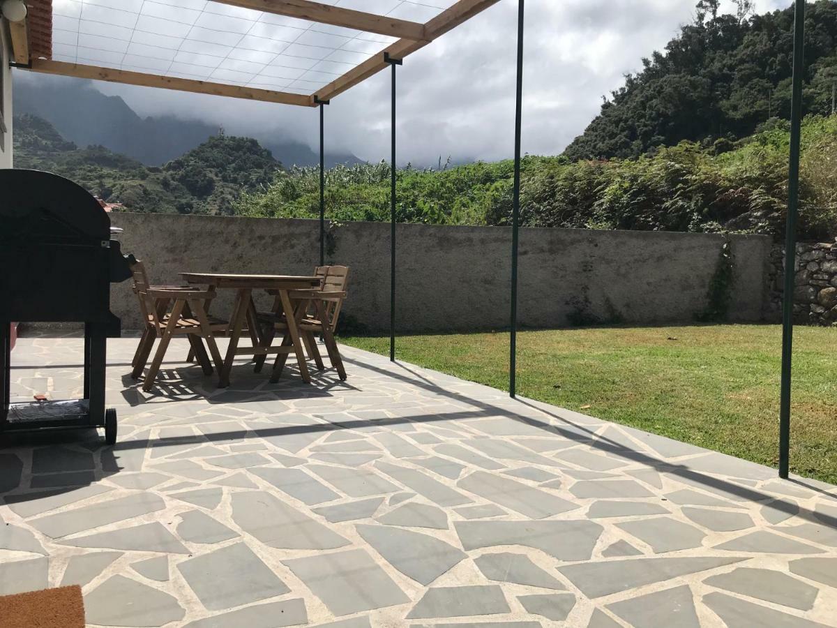 Casa Oliveira Esmeraldo - Guest Houses São Vicente Zimmer foto